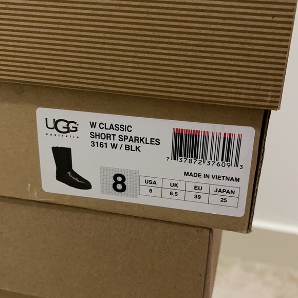 UGG Australia Classic Short Sparkles Boots Size 8 Color Black - Picture 14 of 14